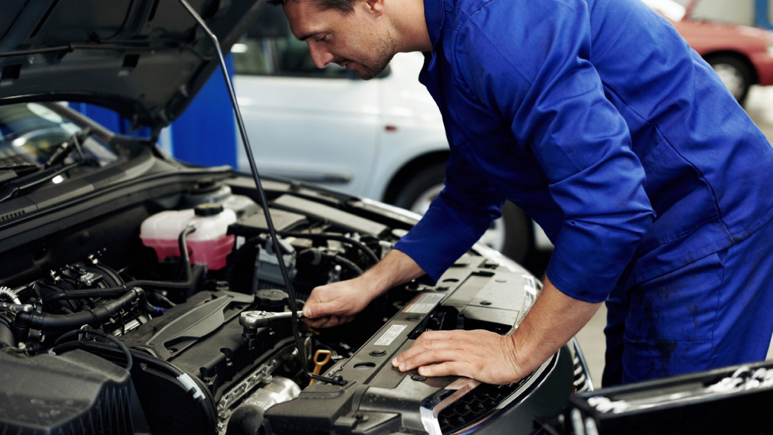Como cuidar do radiador do carro Azul Seguros